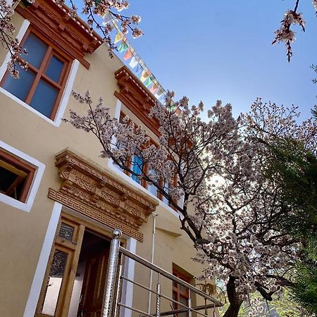 Gaywoo Guest House 列城 外观 照片